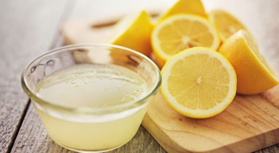 wellhealthorganic.com : remove dark spots on face tang - lemon juice